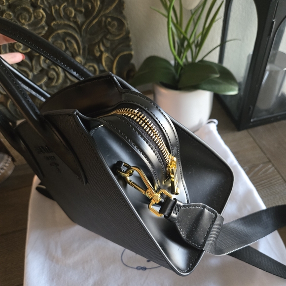 Designer InspiredPrada Milano Black Saffiano Leather Top-Handle Bag - Picture 5 of 6